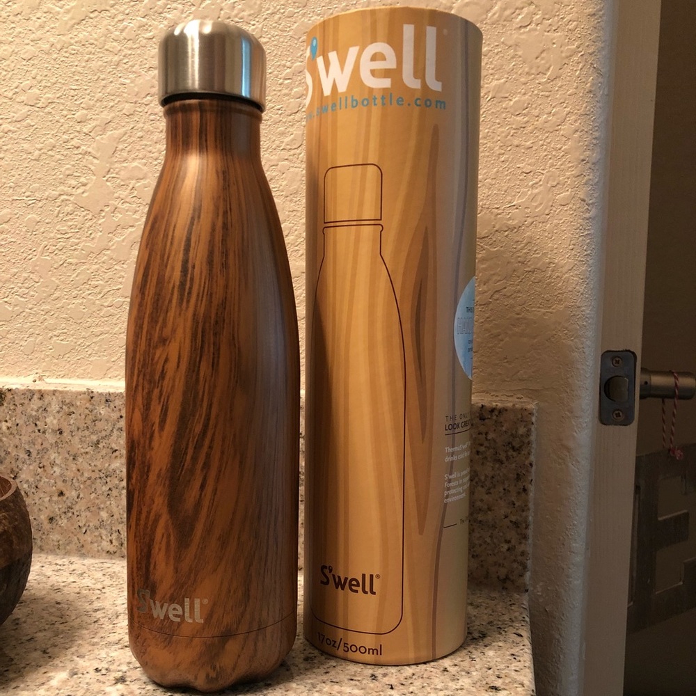 S’well water bottle